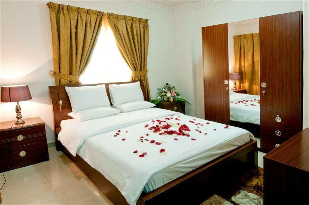 La Villa Inn Hotel Apartments Doha Exterior photo
